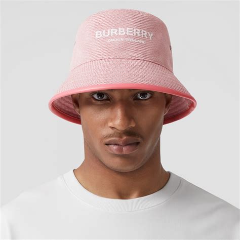 burberry bucket hat red